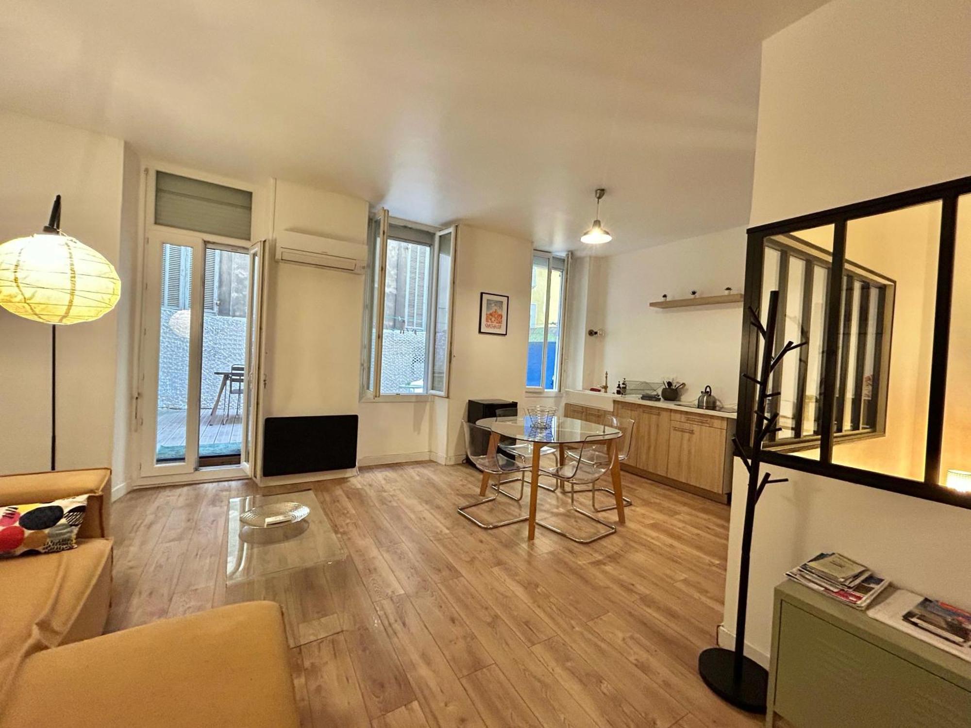 Chez Marie Et Romain- Appartement De Charme Au Coeur De La Joliette Proche Panier Centre Ville Marseille Exteriér fotografie